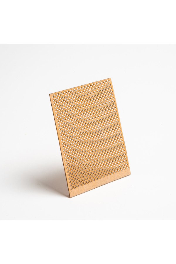 Delikli Model ( Üçgen ) Ahşap Mum Fitili ve Yapışkanlı Fitil Sehpası 50 Adet ( 75mm x 100mm x 0,5mm )