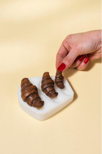 Kruvasan Üç Boy Üçlü Silikon Mum Kalıbı