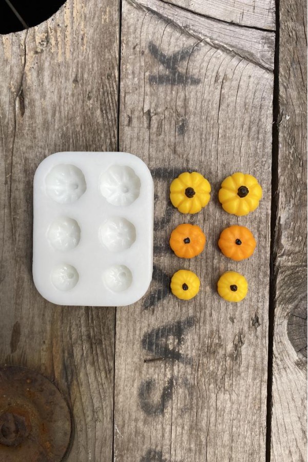 Kabak Mini Altılı Silikon Mum Kalıbı