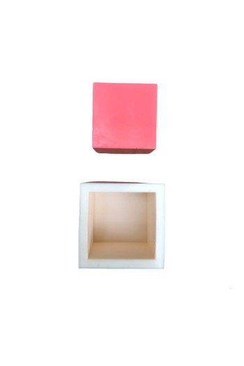 Küp 2D Silikon Mum Kalıbı 10x10x10 cm Küp 2D Silikon Mum Kalıbı 10x10x10 cm