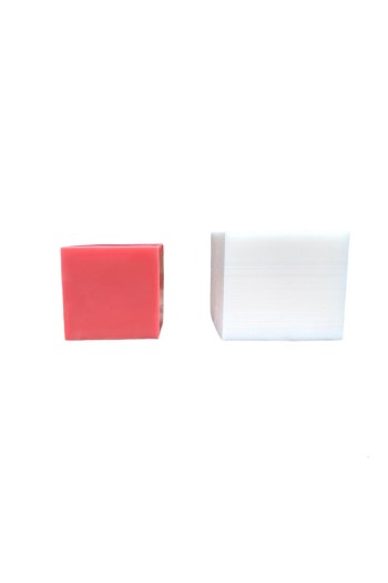 Küp 2D Silikon Mum Kalıbı 6x6x6 cm Küp 2D Silikon Mum Kalıbı 6x6x6 cm