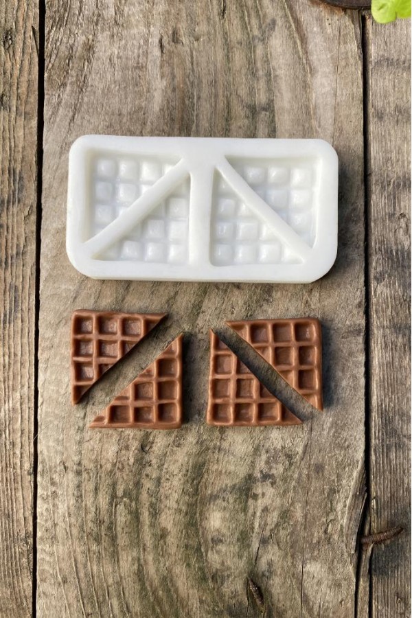 Waffle Dörtlü Silikon Mum Kalıbı