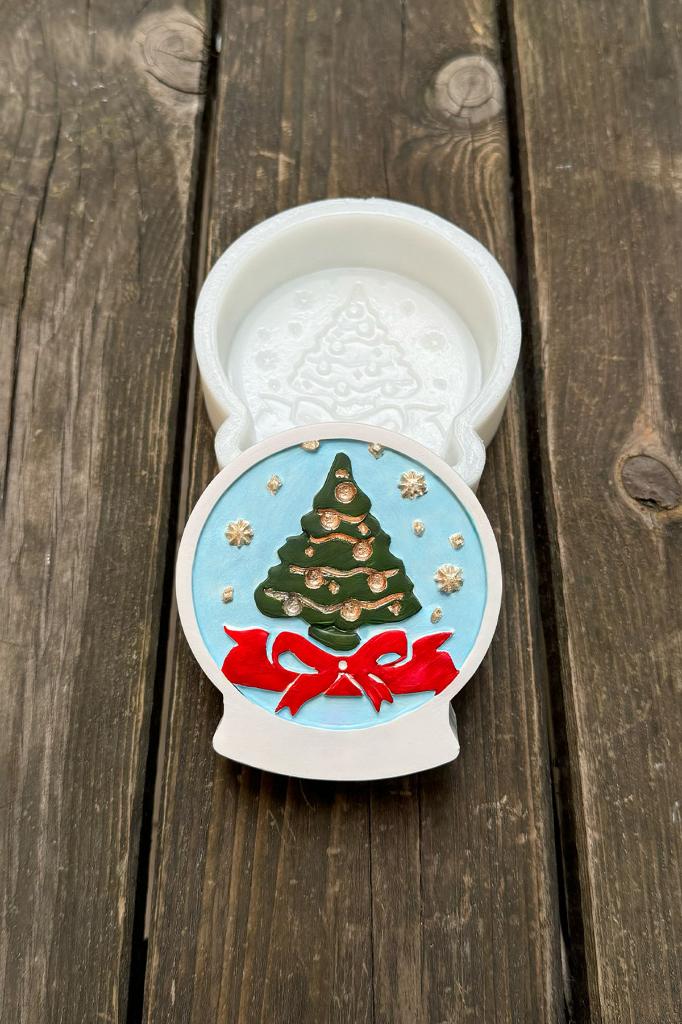 2D Snow Globe Christmas Tree Patterned Silicone Candle Mold