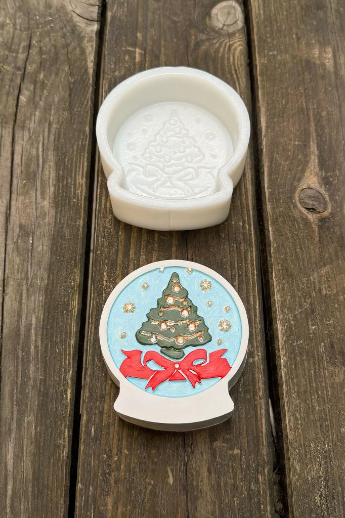 2D Snow Globe Christmas Tree Patterned Silicone Candle Mold