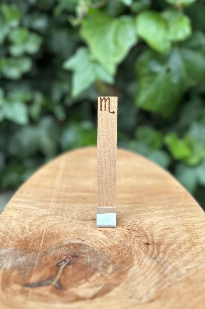 Ahşap Mum Fitili ve Yapışkanlı Fitil Sehpası 10 Adet (15x100x0,5mm) AKREP BURCU MODEL-2