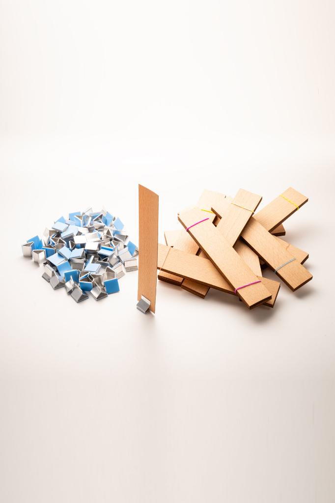 Holzdocht + klebender Ständer - 100 Stück ( 30mm X 150mm X 0,5mm )