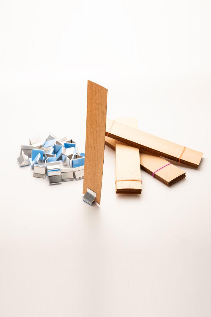 Holzdocht + klebender Ständer - 30 Stück ( 30mm X 150mm X 0,5mm )