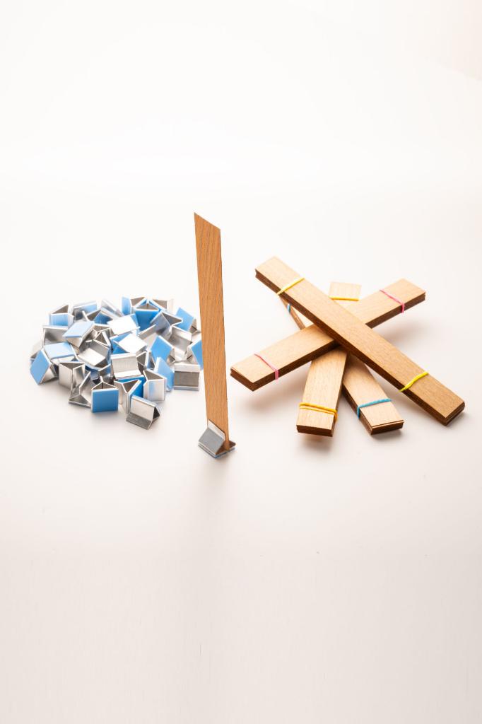 Holzdocht + klebender Ständer - 40 Stück ( 20mm X 150mm X 0,5mm )