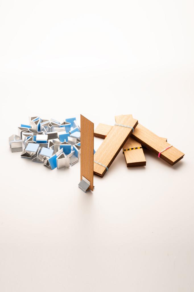 Holzdocht + klebender Ständer - 40 Stück ( 25mm X 100mm X 0,5mm )