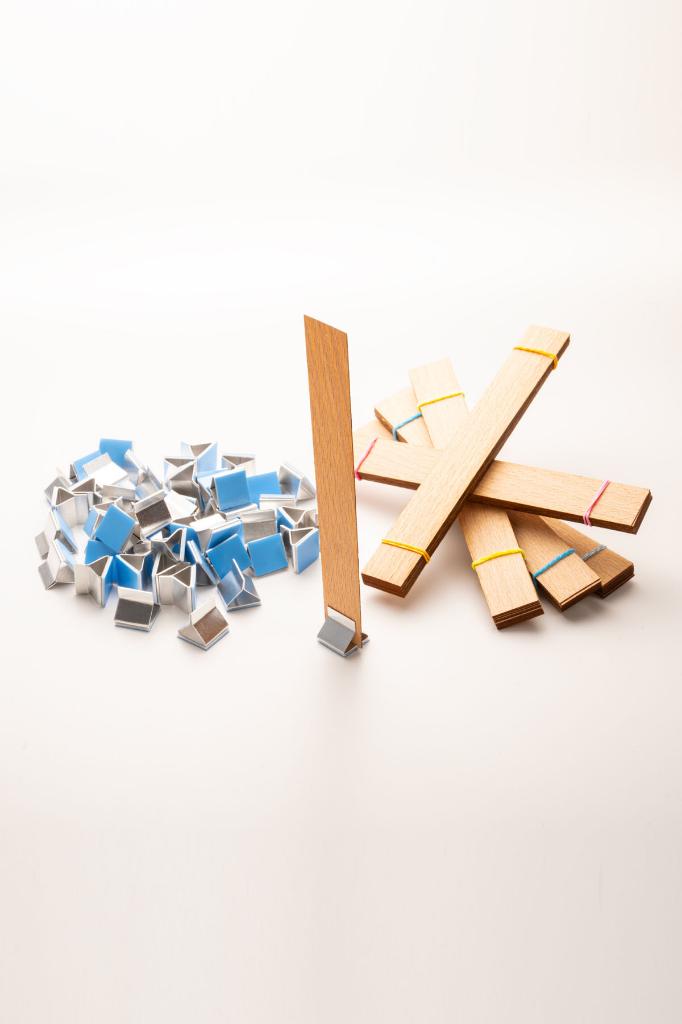 Holzdocht + klebender Ständer - 50 Stück ( 20mm X 150mm X 0,5mm )