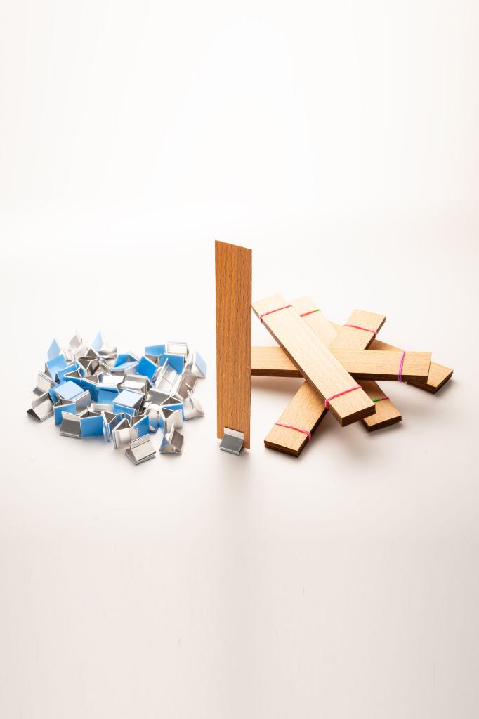 Holzdocht + klebender Ständer - 50 Stück ( 25mm X 150mm X 0,5mm )