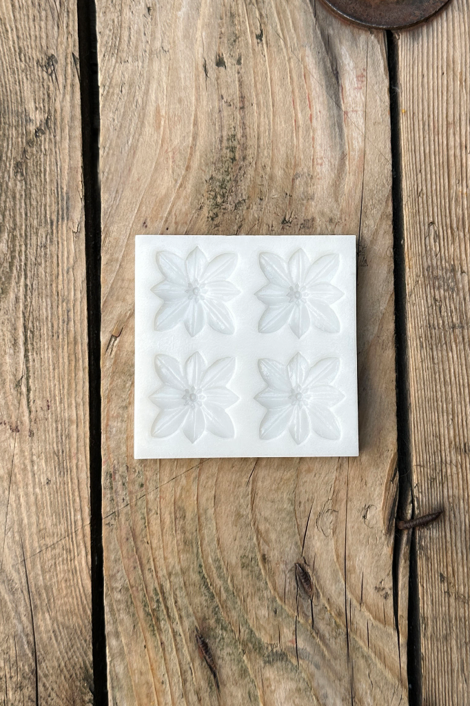 Poinsettia 4-Cavity Silicone Candle Mold