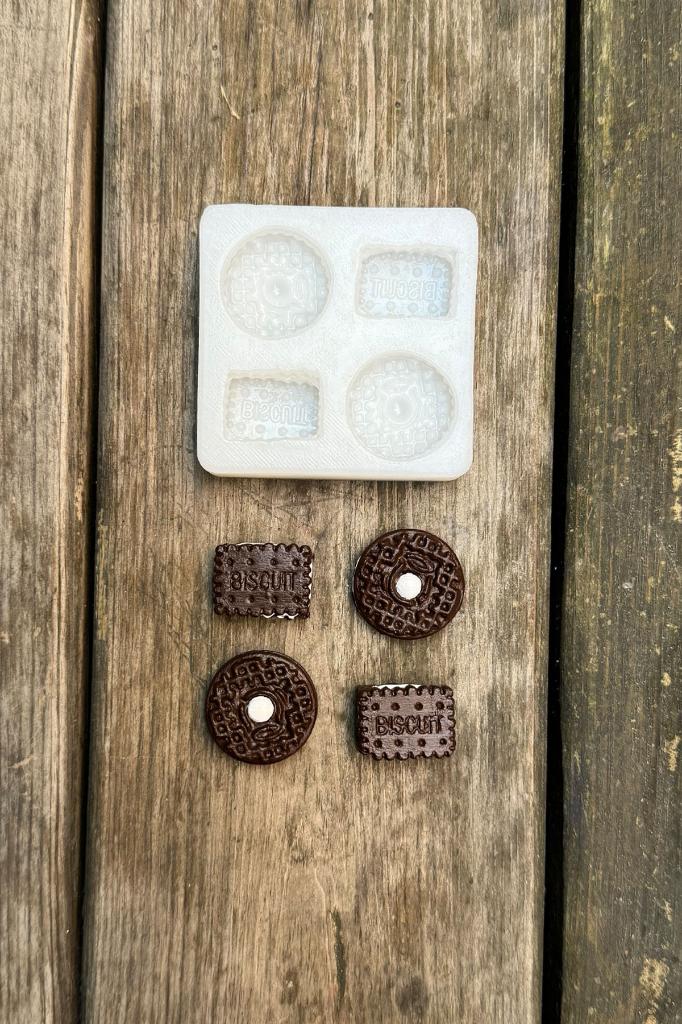 Bisküvi Dörtlü Silikon Mum Kalıbı