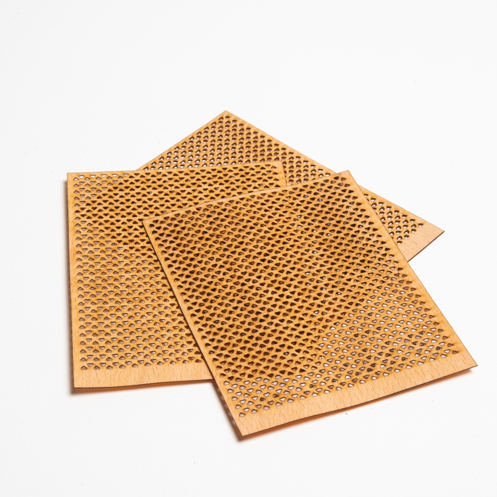 Delikli Model ( Üçgen ) Ahşap Mum Fitili ve Yapışkanlı Fitil Sehpası 20 Adet ( 75mm x 100mm x 0,5mm )