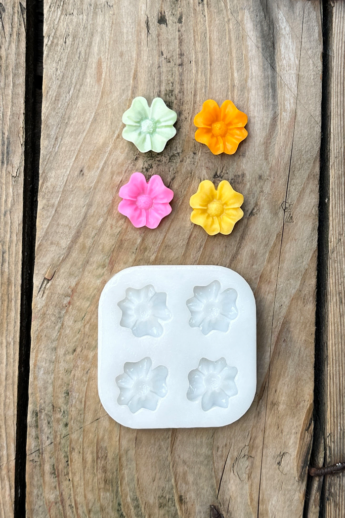 Kalanchoe Çiçeği Dörtlü Silikon Mum Kalıbı