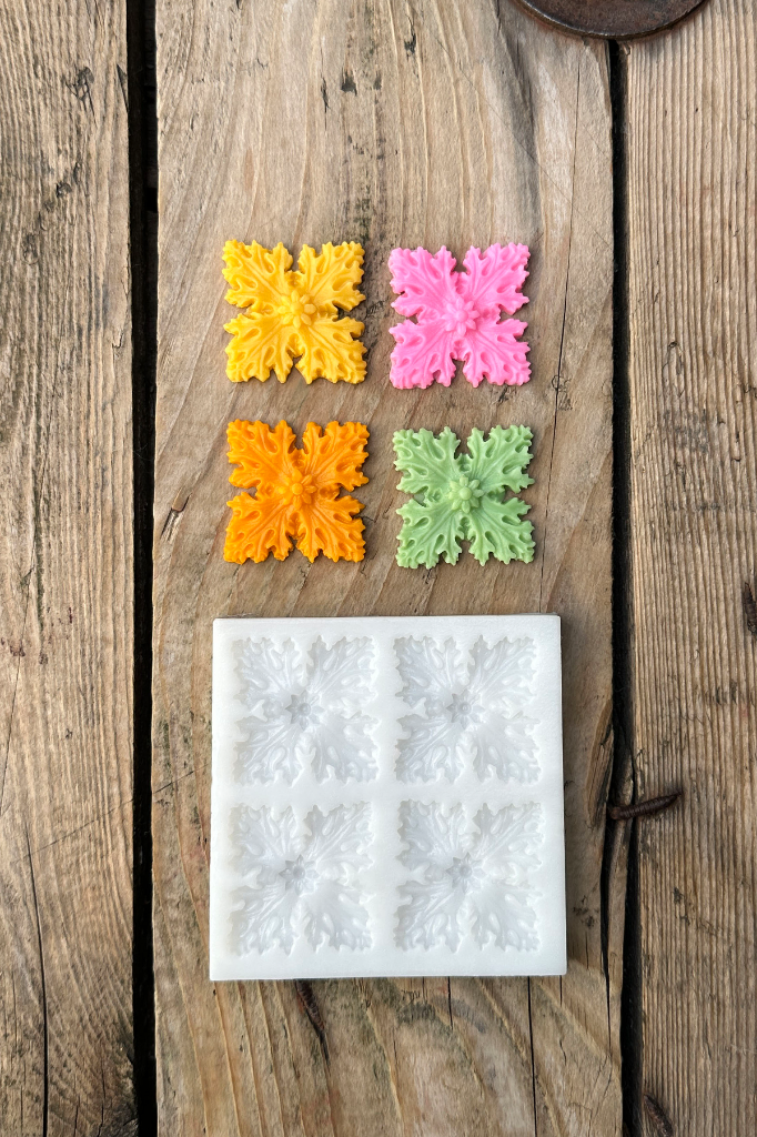 Kar Tanesi Flower 4-Cavity Silicone Candle Mold