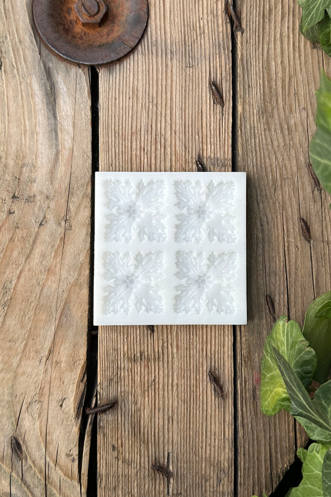 Kar Tanesi Flower 4-Cavity Silicone Candle Mold