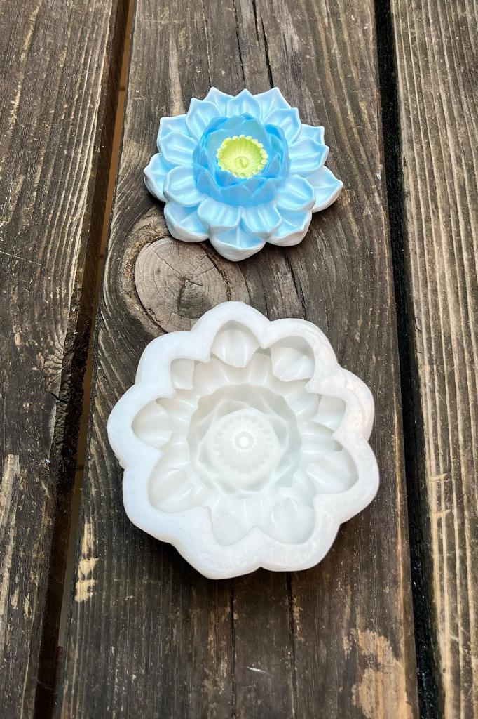 Lotus Çiçek 3 Silikon Mum Kalıbı