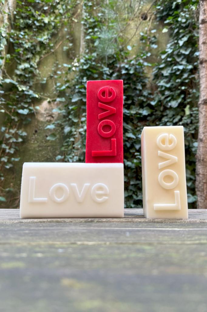 Love Yazılı Baton Silikon Mum Kalıbı