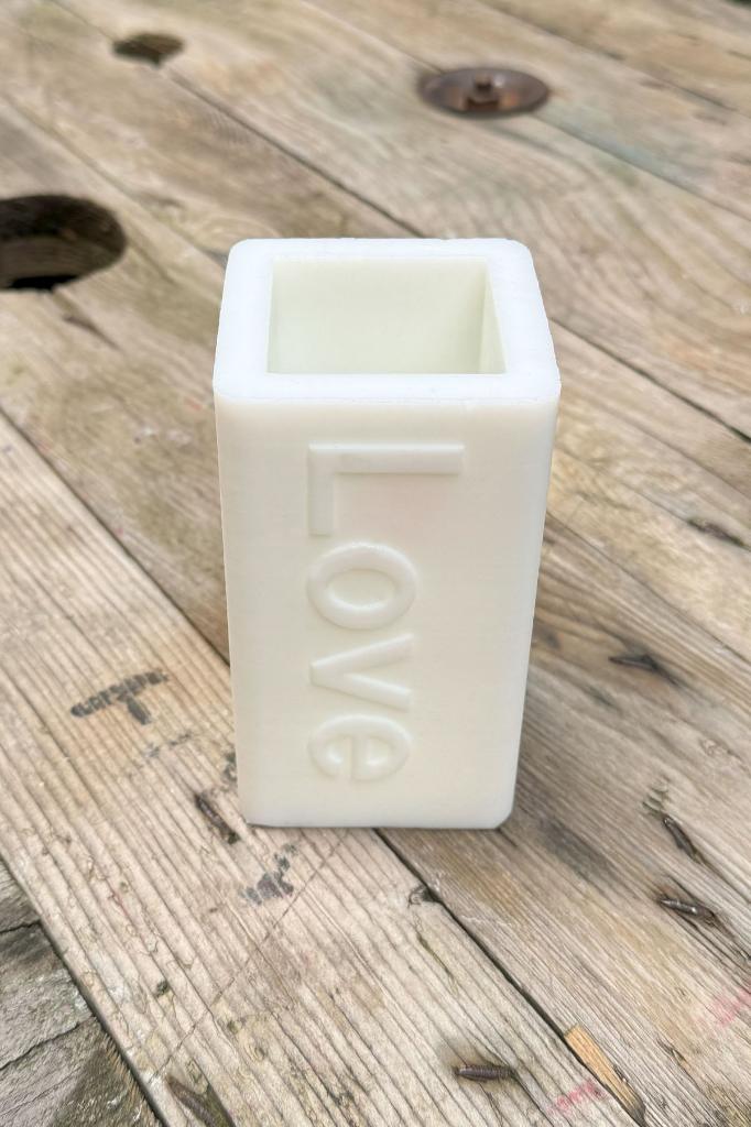 Love Yazılı Baton Silikon Mum Kalıbı