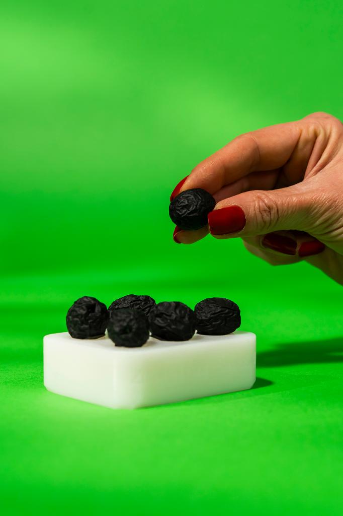 Siyah Zeytin Altılı Silikon Mum Kalıbı