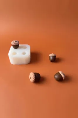 Palamut Mini Dörtlü Silikon Mum Kalıbı