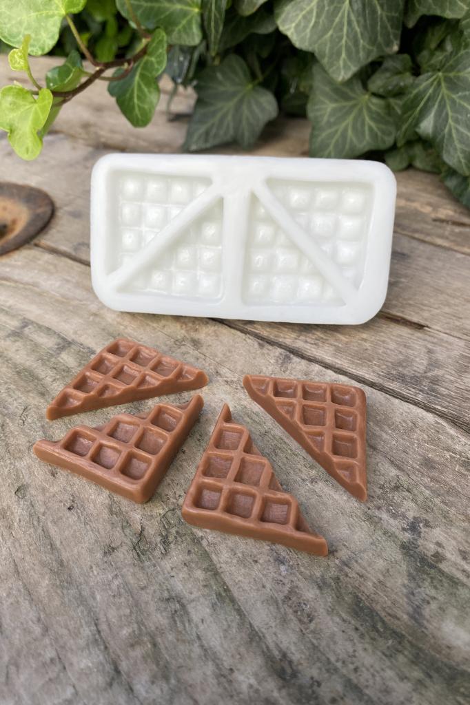 Waffle Dörtlü Silikon Mum Kalıbı