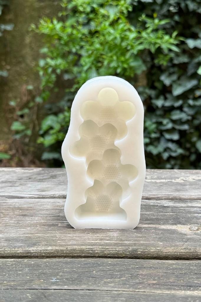 Yonca Çiçeği Sütun Silikon Mum Kalıbı